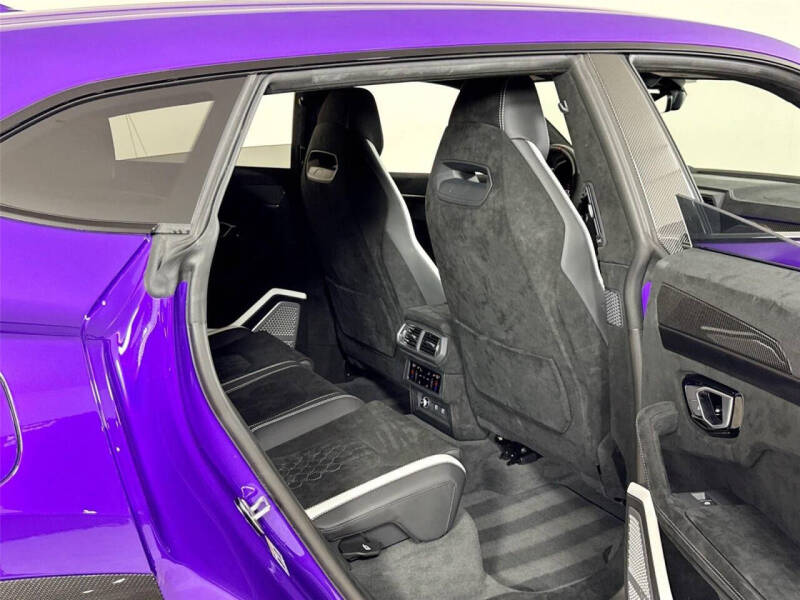 2024 Lamborghini Urus Performante