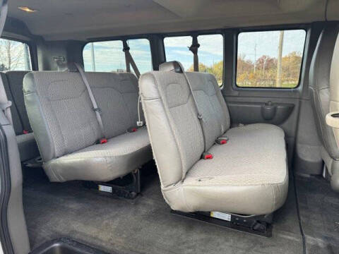 2018 Chevrolet Express LT 2500