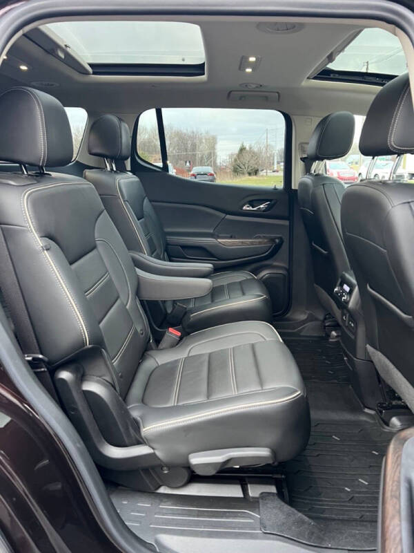 2021 GMC Acadia Denali