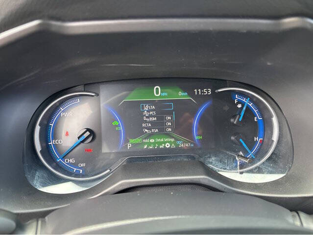 2025 Toyota RAV4 Hybrid XLE