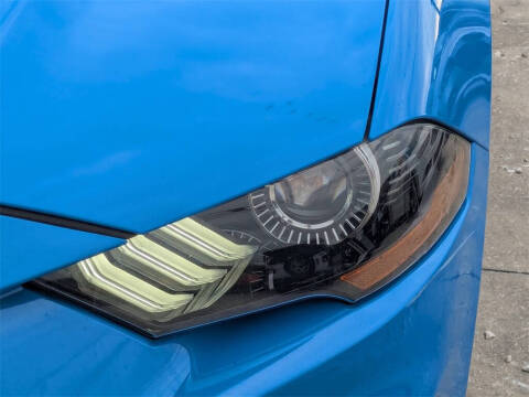 2022 Ford Mustang EcoBoost