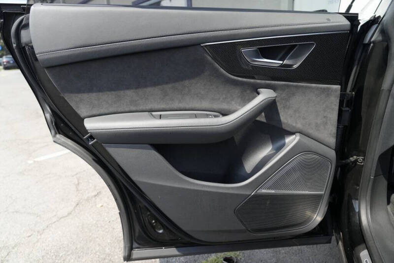 2022 Audi SQ8 4.0T quattro Prestige