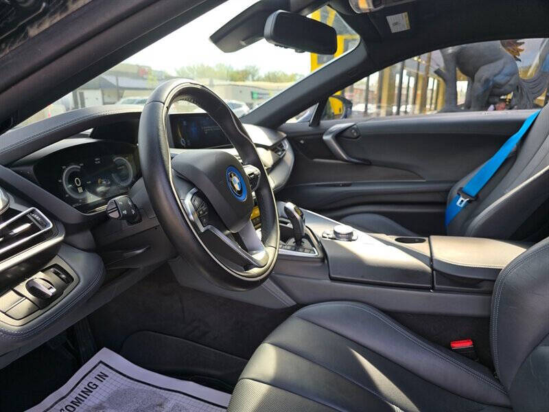 2016 BMW i8