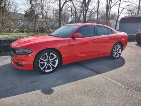 2015 Dodge Charger for sale at Dave's Car Corner in Hartford City IN