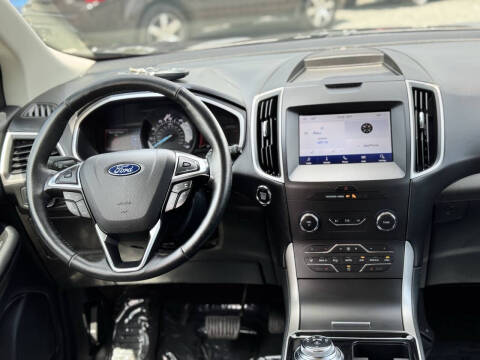 2020 Ford Edge SEL