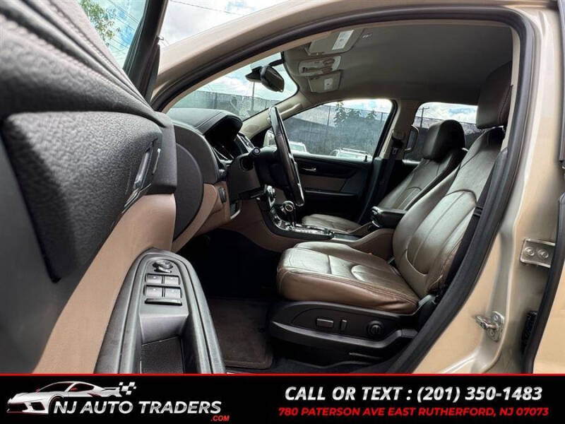 2016 GMC Acadia SLT-1