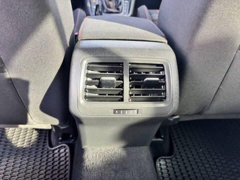 2017 Volkswagen Golf GTI S