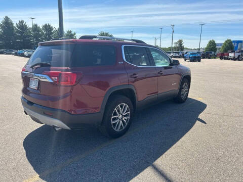 2017 GMC Acadia SLE-2