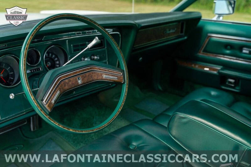 1976 Ford Thunderbird