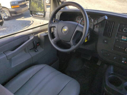 2025 Chevrolet Express 2500