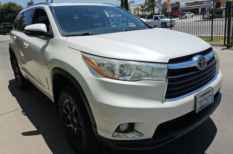 2014 Toyota Highlander Limited Platinum