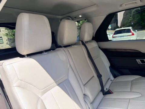 2017 Land Rover Discovery HSE