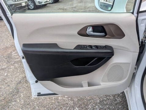 2018 Chrysler Pacifica Touring L