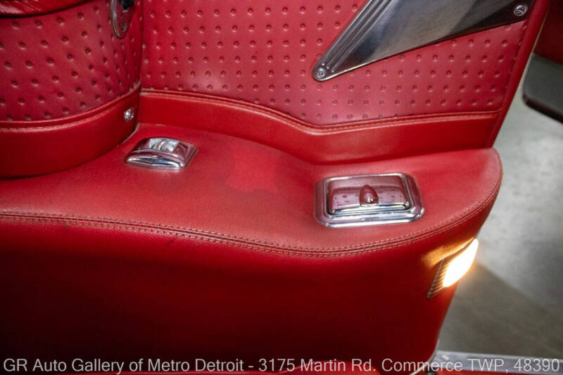 1955 Oldsmobile 98 Starfire