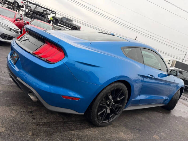 2020 Ford Mustang