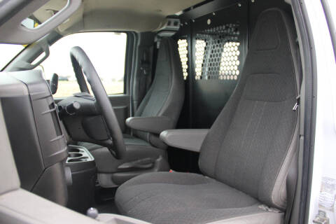 2022 Chevrolet Express 2500