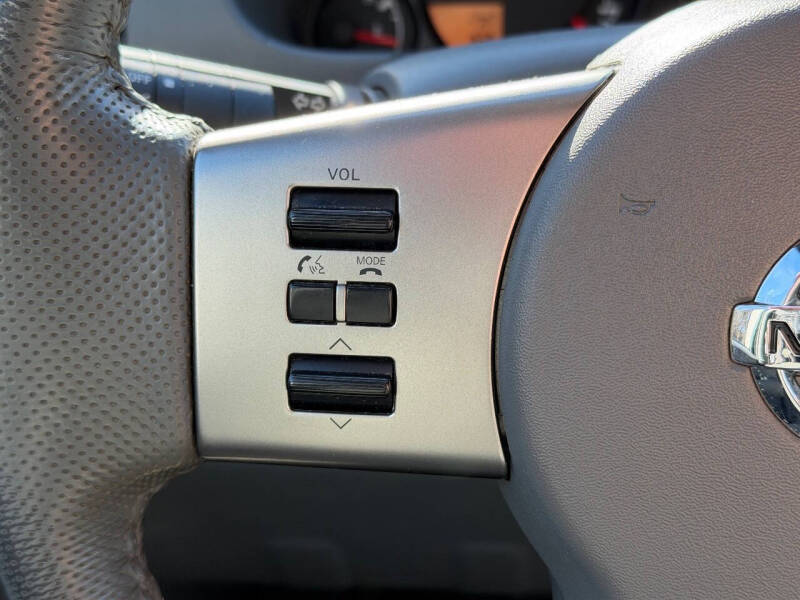 2011 Nissan Frontier SV V6