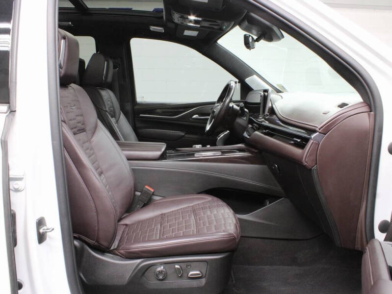 2023 Cadillac Escalade Premium Luxury Platinum