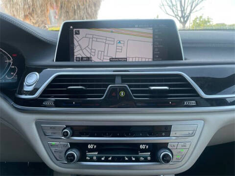 2022 BMW 7 Series 745e xDrive