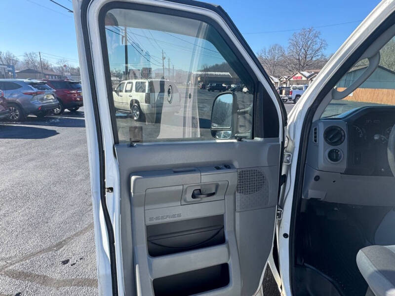 2012 Ford E-Series E-250