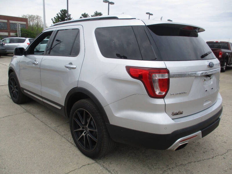 2017 Ford Explorer Platinum