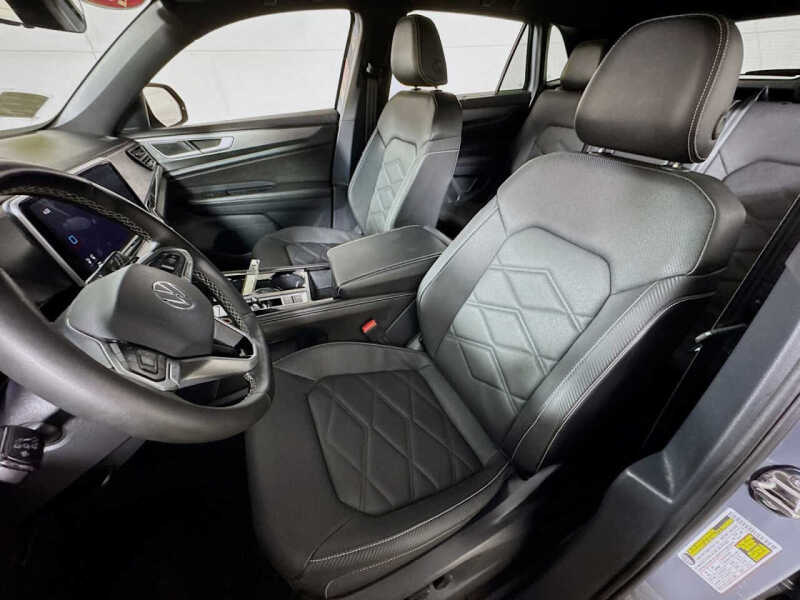 2024 Volkswagen Atlas Cross Sport SE 4Motion