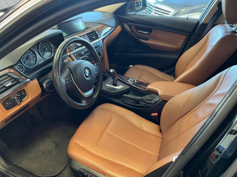 2013 BMW 3 Series 328i