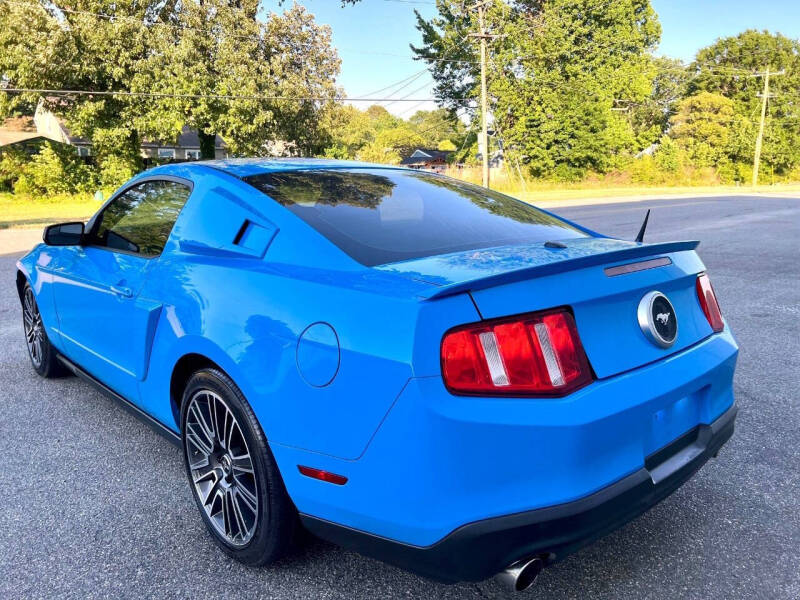 2012 Ford Mustang V6 Premium