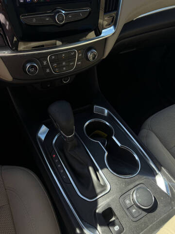 2023 Chevrolet Traverse LS