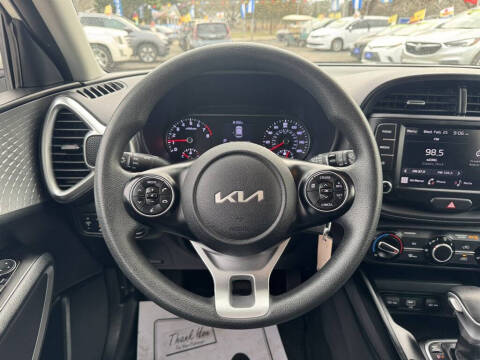 2022 Kia Soul LX