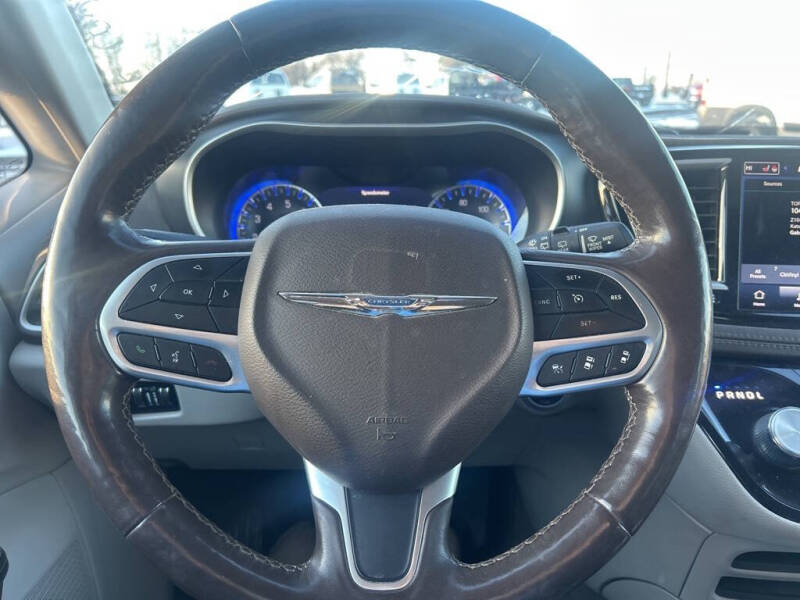 2021 Chrysler Pacifica Touring