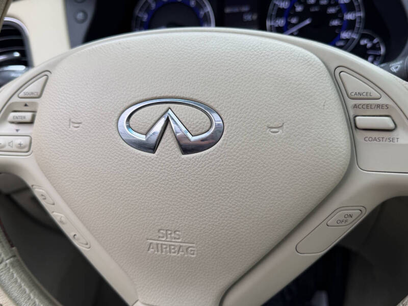 2011 Infiniti EX35 Journey