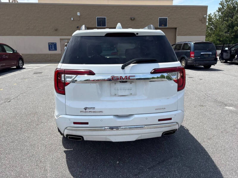 2020 GMC Acadia Denali