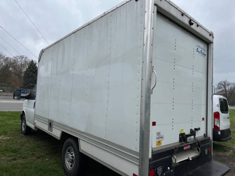 2022 Chevrolet Express 3500