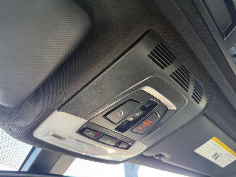 2017 BMW 3 Series 330i