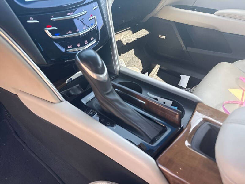 2018 Cadillac XTS Standard