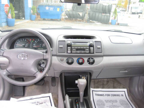 2002 Toyota Camry LE