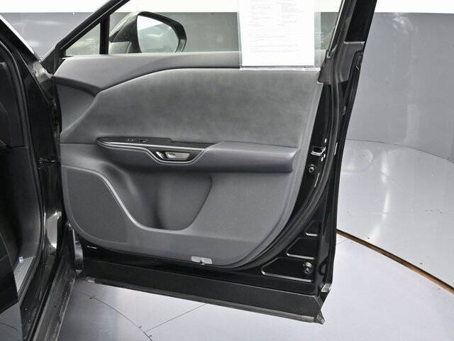 2023 Lexus RZ 450e Luxury