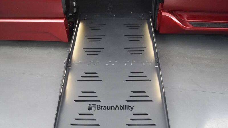 2025 Toyota Sienna XLE 7-Passenger