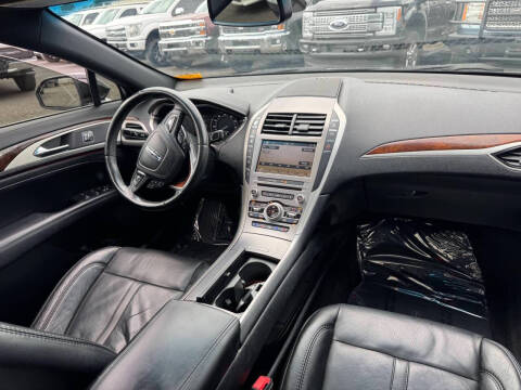 2017 Lincoln MKZ Reserve