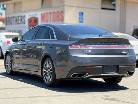 2017 Lincoln MKZ Premiere