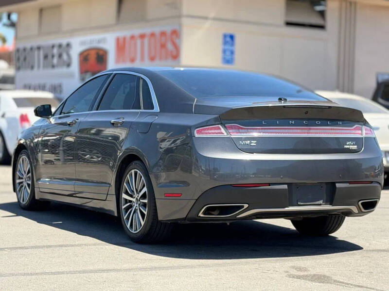2017 Lincoln MKZ Premiere