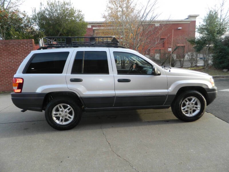 2004 Jeep Grand Cherokee Laredo photo 7