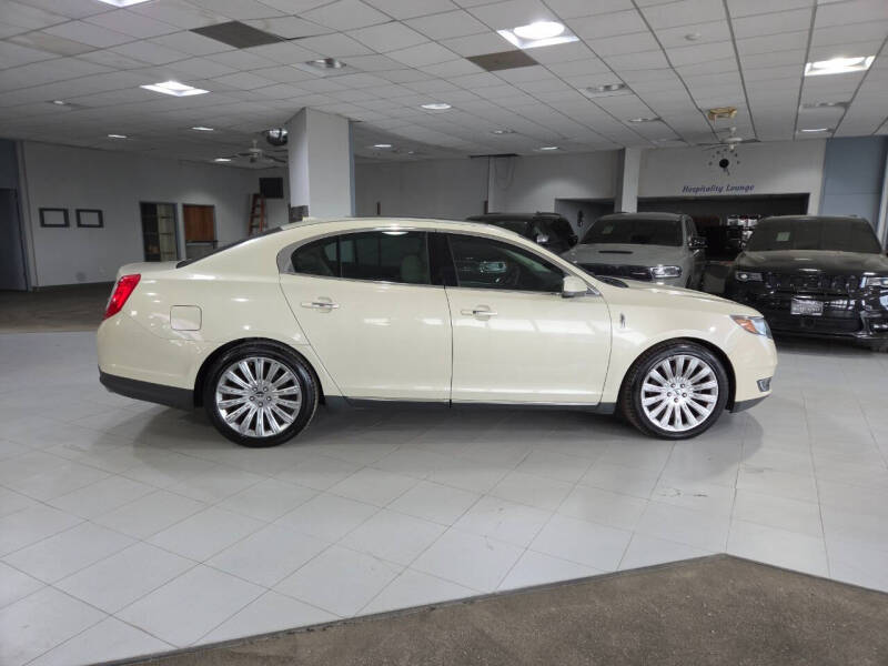 2015 Lincoln MKS