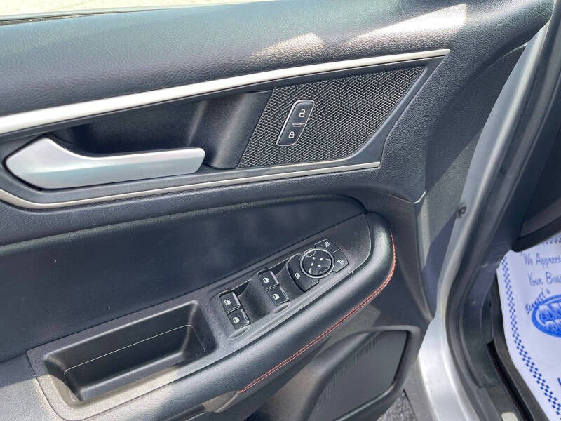 2021 Ford Edge ST-Line