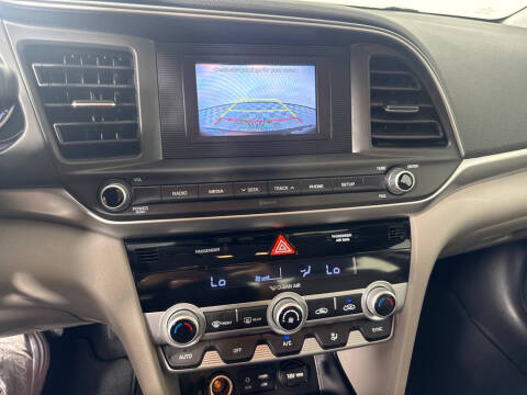 2020 Hyundai Elantra