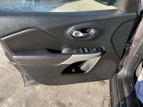 2017 Jeep Cherokee Trailhawk