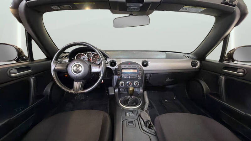 2010 Mazda MX-5 Miata Sport