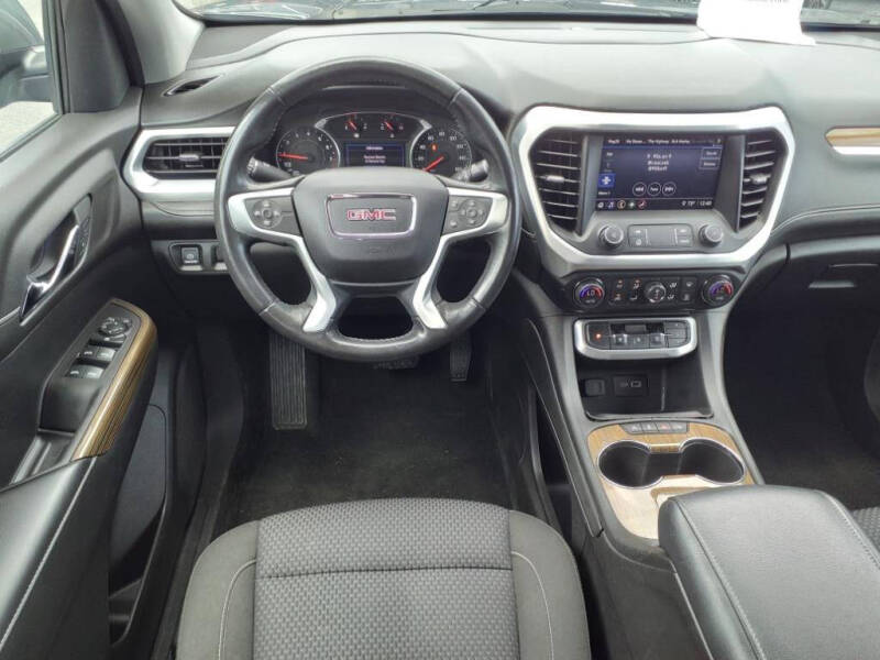 2020 GMC Acadia SLE