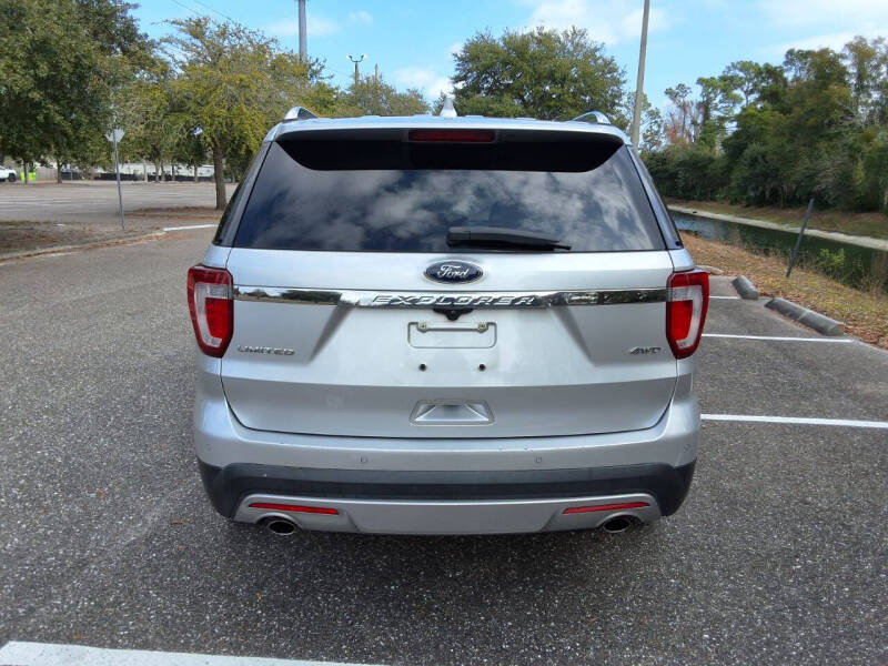 2017 Ford Explorer Limited